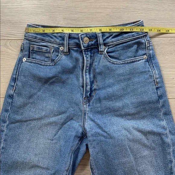 AEO Mom High Rise Jeans - Picture 10 of 12